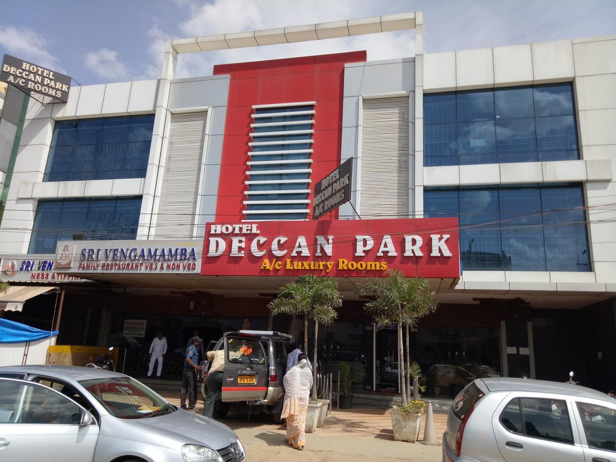 Hotel Deccan Park Hyderabad Esterno foto